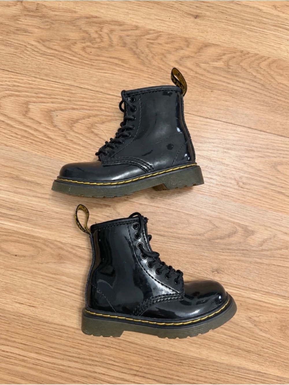 Dr. Martens Kids Black Patent Lace-Up Ankle Boots